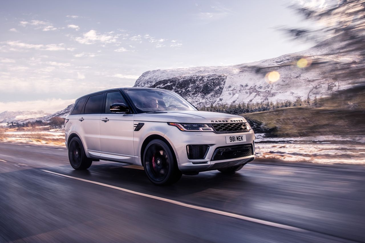 Range Rover z nowym silnikiem R6. Jest też 48-woltowa instalacja i masa mocy