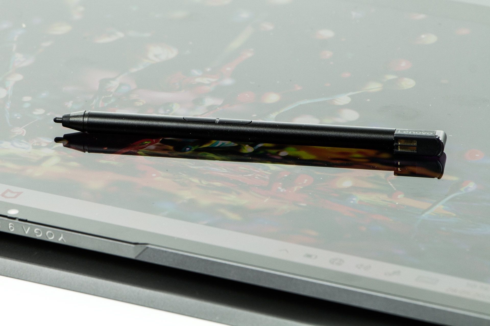Lenovo Yoga C940 - rysik