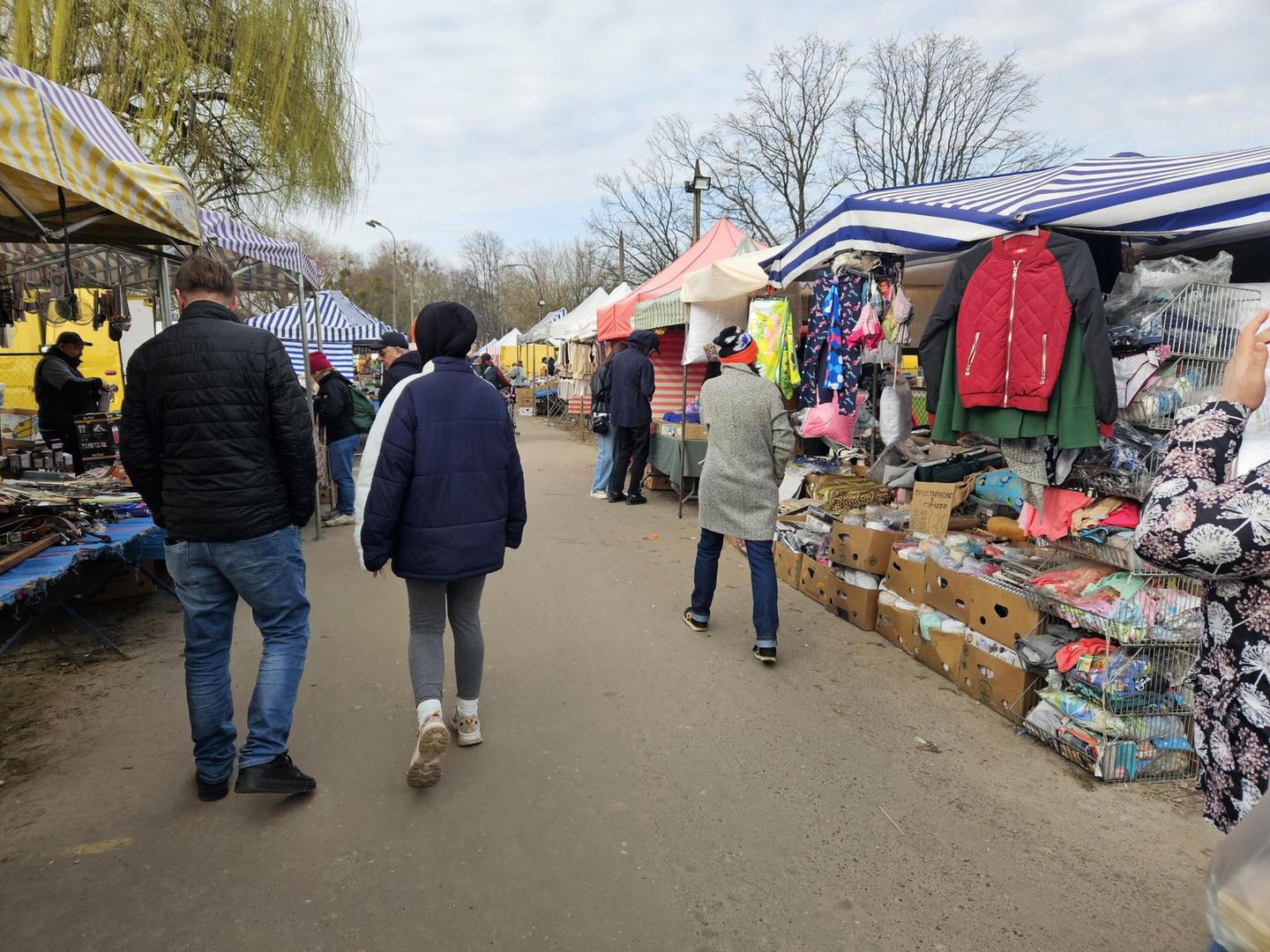 Bazar Olimpia przyciąga kupców i klientów z całej Warszawy i okolic