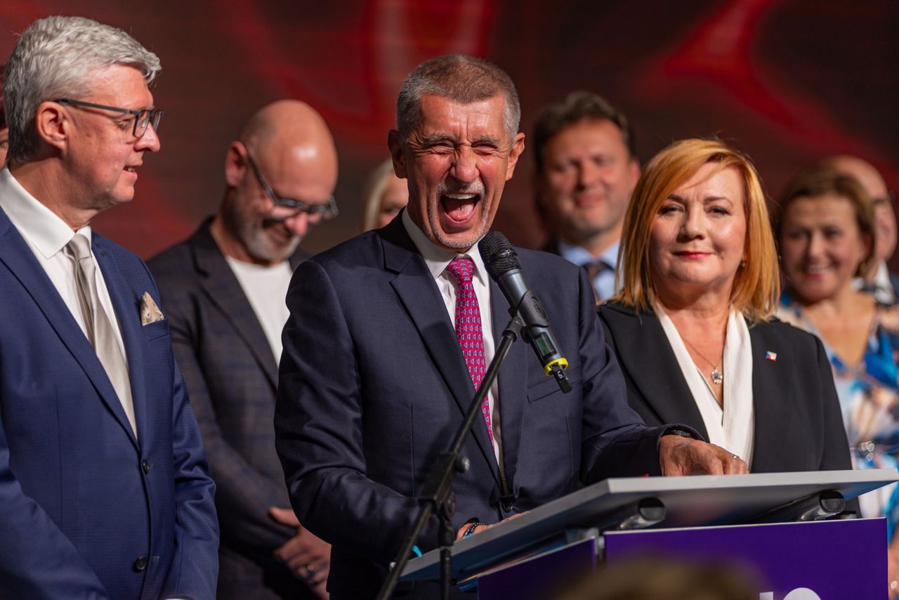 Czesi postawili na zmianę. Były premier i milioner wraca do gry