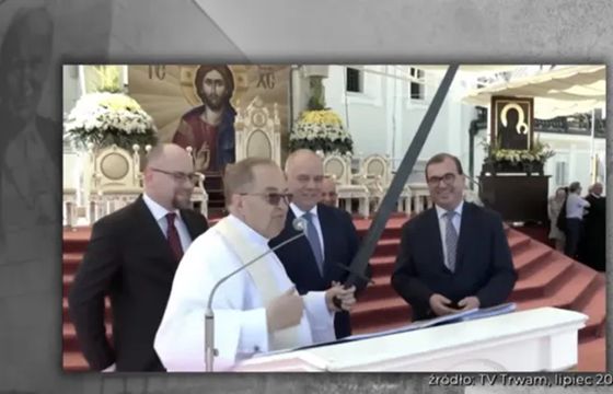 CBA wkroczyło do fundacji o. Rydzyka. Chodzi o Fundusz Sprawiedliwości