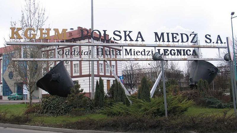 Produkcja miedzi płatnej KGHM spadła o 4% r/r do 56,5 tys. ton w kwietniu. 