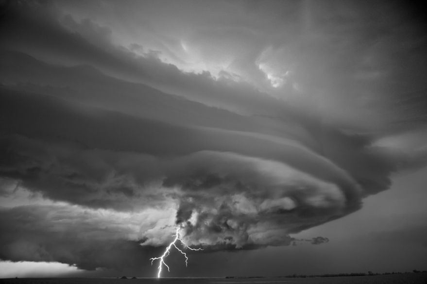 Mitch Dobrowner - fotograf ścigający tornada