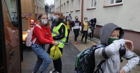 Początek roku szkolnego podbija ceny korepetycji. Przygotuj swój portfel na duży wydatek
