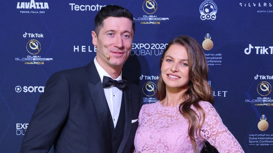 Lewandowscy postawili na ponadczasowe fasony