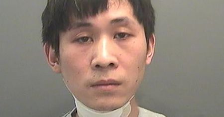 Koszmar w chińskiej restauracji. Udusił 16-latkę, na piętrze spali jej rodzice