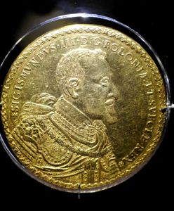 Najdroższa polska moneta poszła w minutę. Cena wgniata w fotel