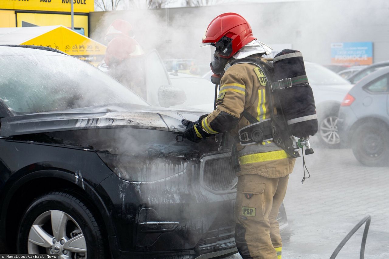 Samochody elektryczne płoną częściej? Sprawdź, jak jest naprawdę