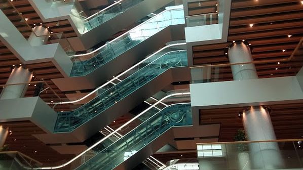 Biblioteka jest bardzo nowoczesna