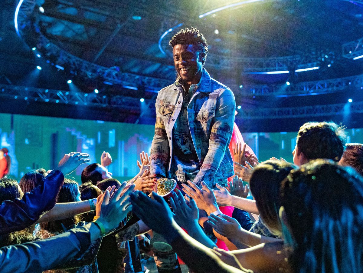 Chadwick Boseman został upamiętniony podczas MTV VMA