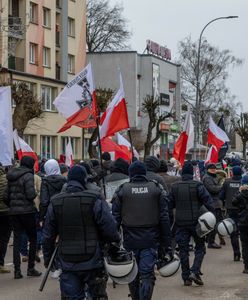 Narodowcy dofinansowywani przez władzę? "Zbrojne ramię PiS-u"