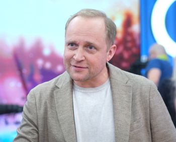 Zaczepił gwiazdora na parkingu. Zapytał go o papieża