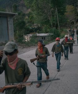 12-latkowie chwycili za broń. Dołączyli do policji przeciw kartelom
