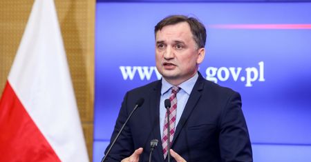 Sprawa Sławomira Nowaka. Zbigniew Ziobro: za to powinien wstydzić się Donald Tusk