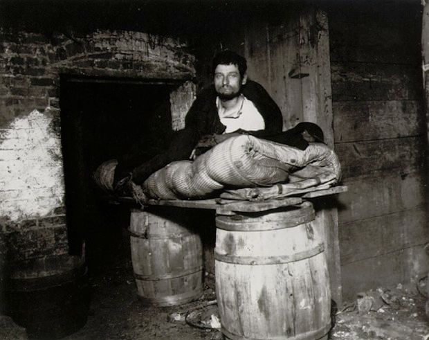 Tak rodziła się fotografia społeczna. XIX-wieczne slumsy Nowego Jorku 14