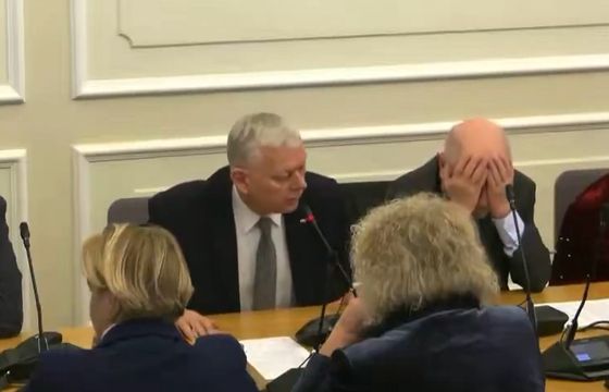 Były dziennikarz dalej na czele komisji kultury. Tak poseł PiS nazwał członków