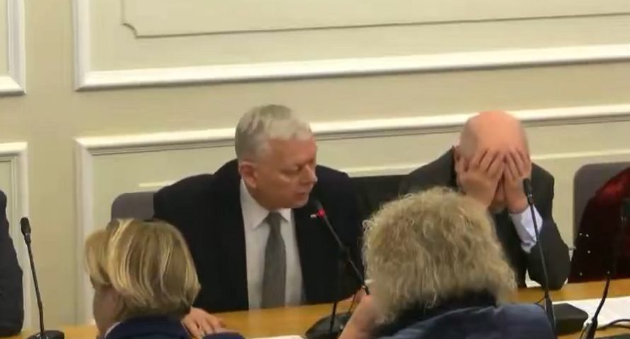 Były dziennikarz dalej na czele komisji kultury. Tak poseł PiS nazwał innych