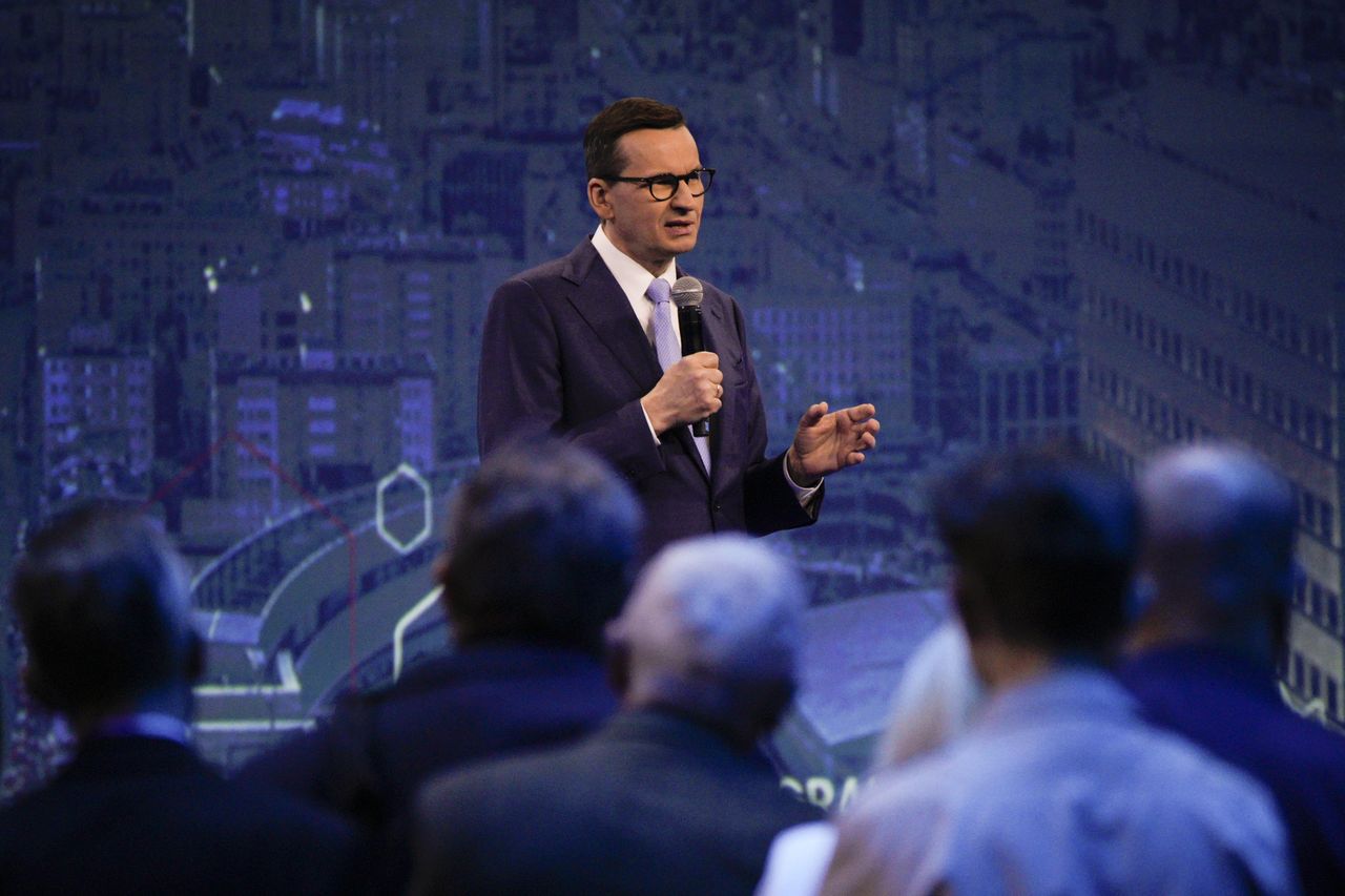 Czarna dziura w budżecie coraz większa. Ostatnie takie dane przed zmianą rządu