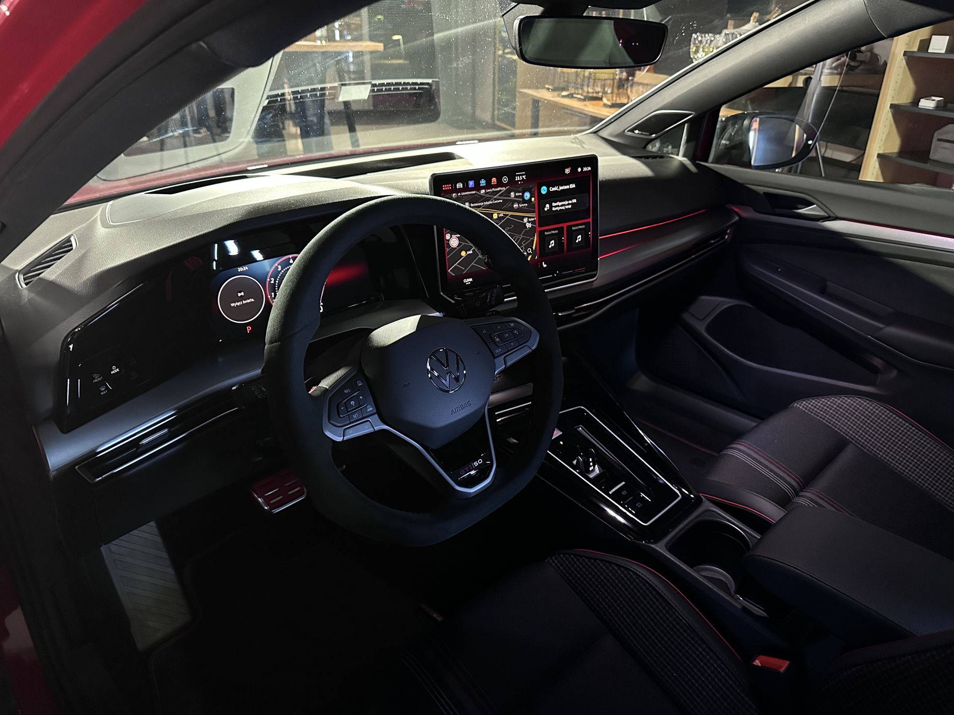 Volkswagen Golf GTI Edition 50