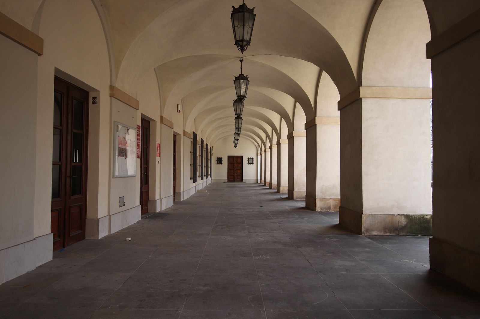 TEST: Canon EF-S 10-18 mm f/4.5-5.6 IS STM – miła niespodzianka! 27