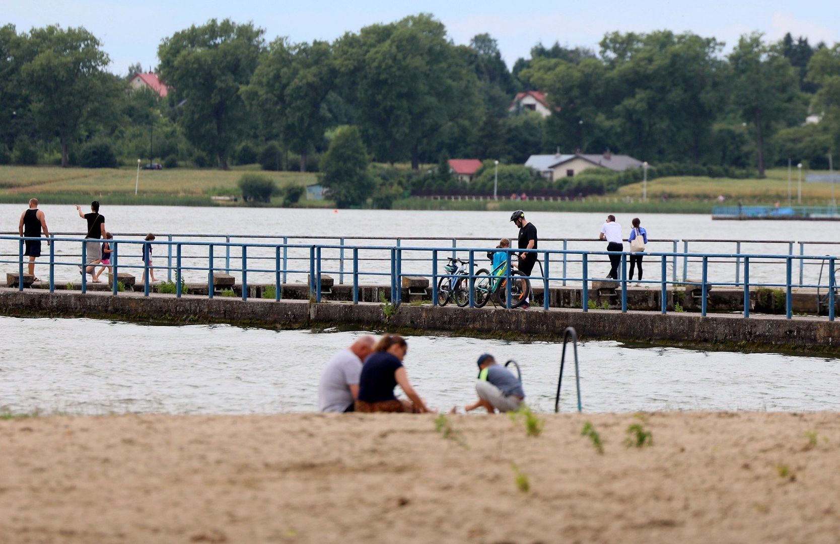 A może nad Zalew? Zobacz zdjęcia z niedzielnego spaceru