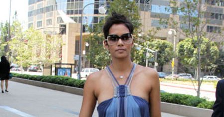 Halle Berry ukrywa brzuszek?