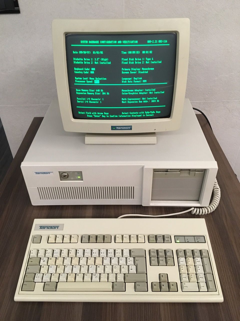 Klon IBM PC/AT firmy Tandon