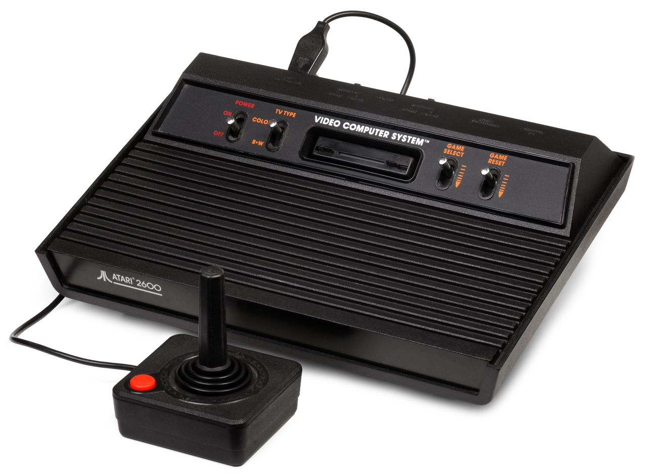 Atari 2600 z 1982 roku - Darth Vader. Sprzedawana z grą Pac Man.
