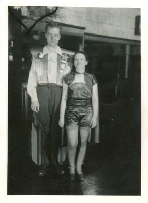 Forrest i Myrtle, Costume.org