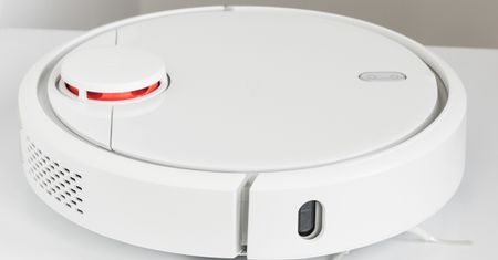 Xiaomi Mijia (Mi Robot Vacuum) – test bardzo bystrego robota sprzątającego