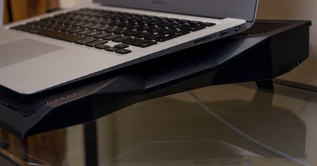 Cooler Master NotePal E1 — ochłodzi także Ciebie
