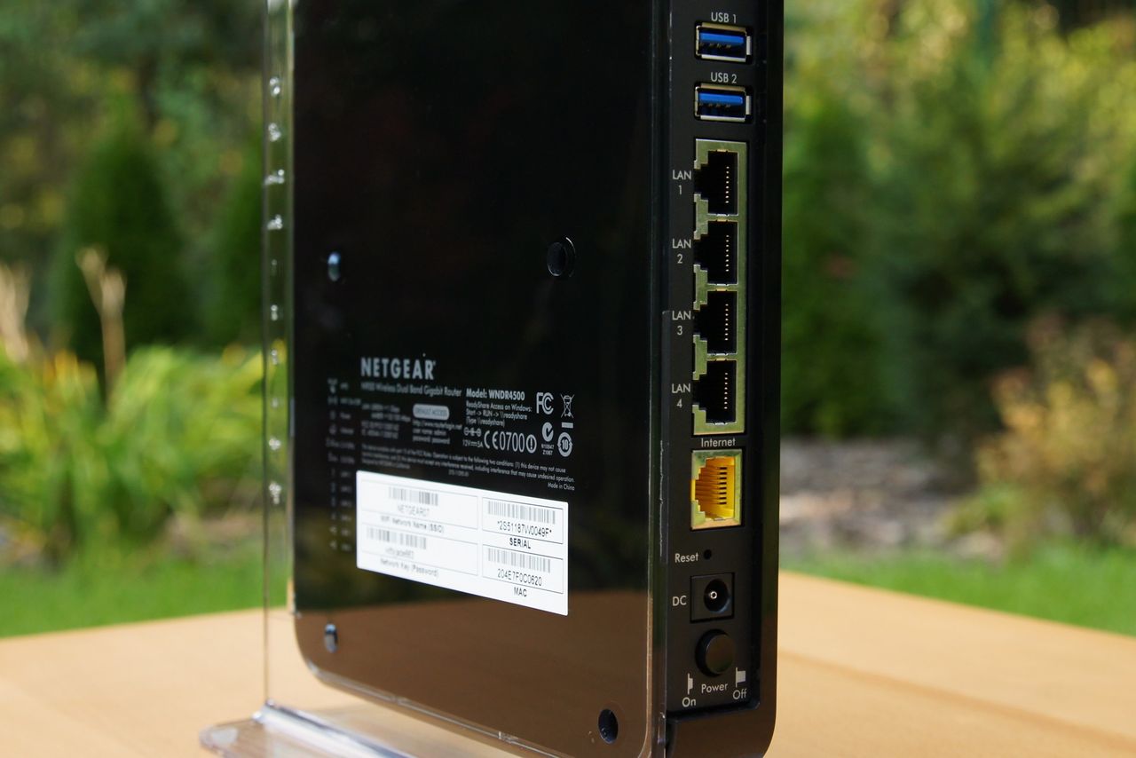 Netgear N900 — bezprzewodowy router dla (bardzo) wymagających