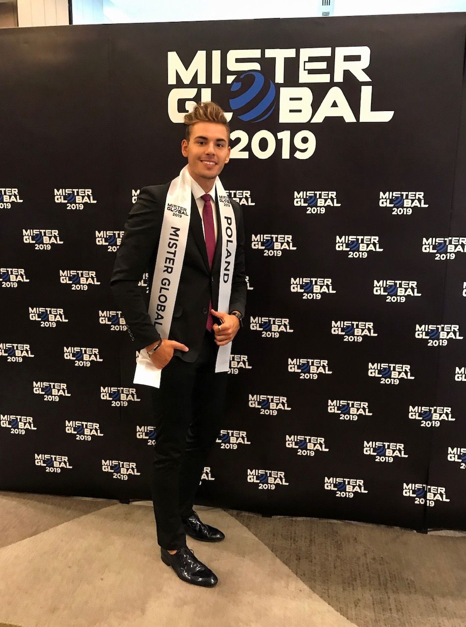 Michał Grudzień na wyborach Mister Global 2019