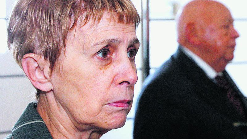 Posłanka PO na wcześniejszej rozprawie. W tle Jerzy Urban