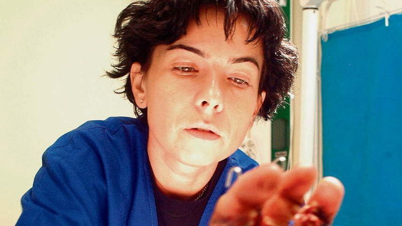 Dr Anna Chrapusta jest znanym mikrochirurgiem