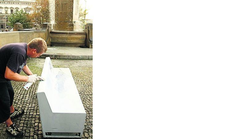 Pracownicy przyjechali aż z Gliwic, by zmyć graffiti