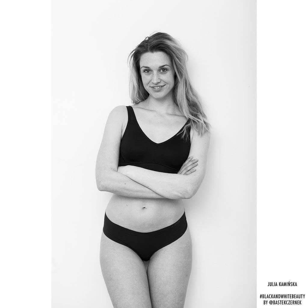 Aktorka w Julia Kamińska w sportowej bieliźnie