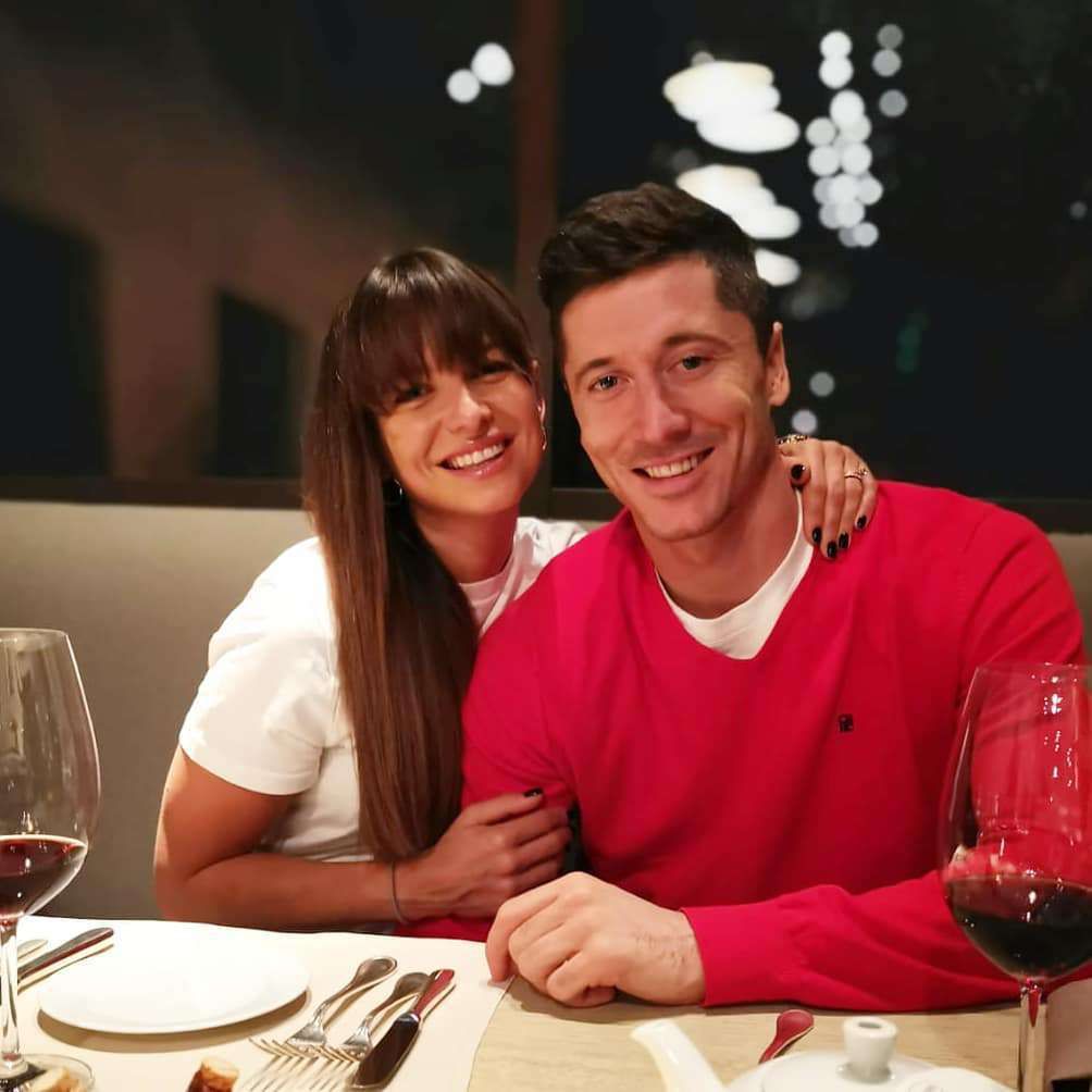 Anna Lewandowska i Robert Lewandowski na romantycznej kolacji