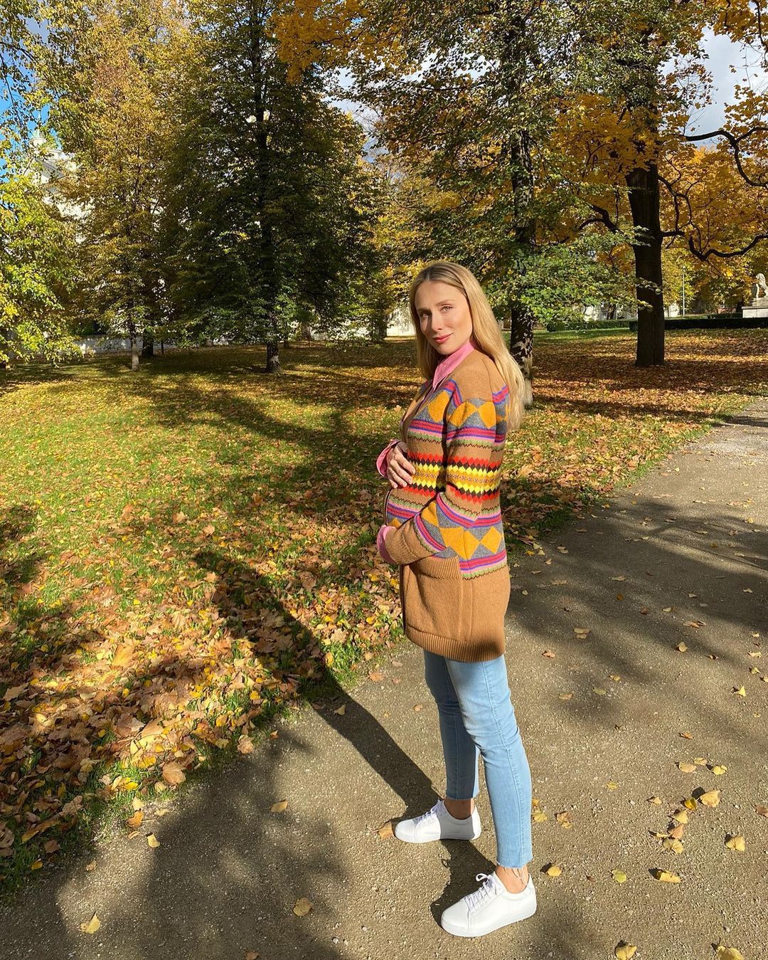 Natalia Klimas z dużym, ciążowym brzuchem