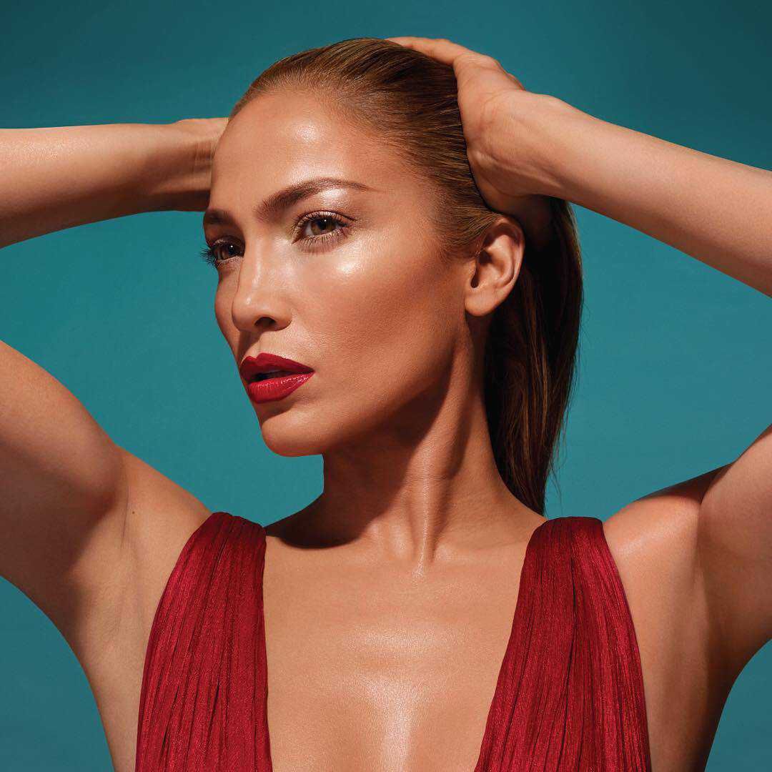 Jennifer Lopez w kampanii Inglot