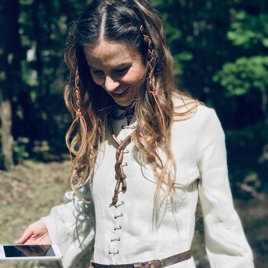 Natalia Lesz jako Regina w serialu "Korona królów"