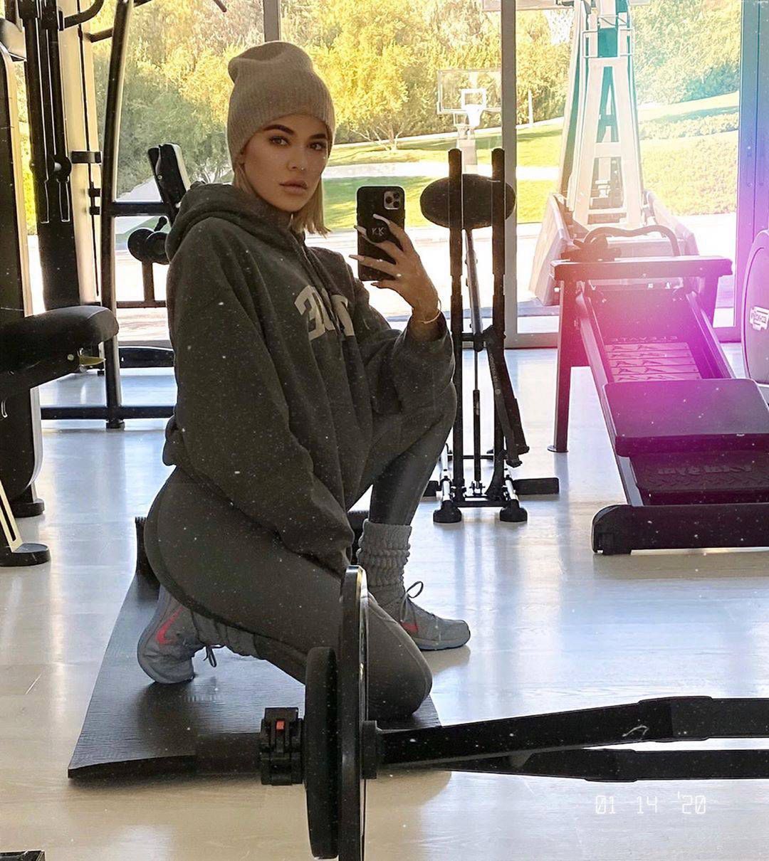 Khloe Kardashian na siłowni, Instagram