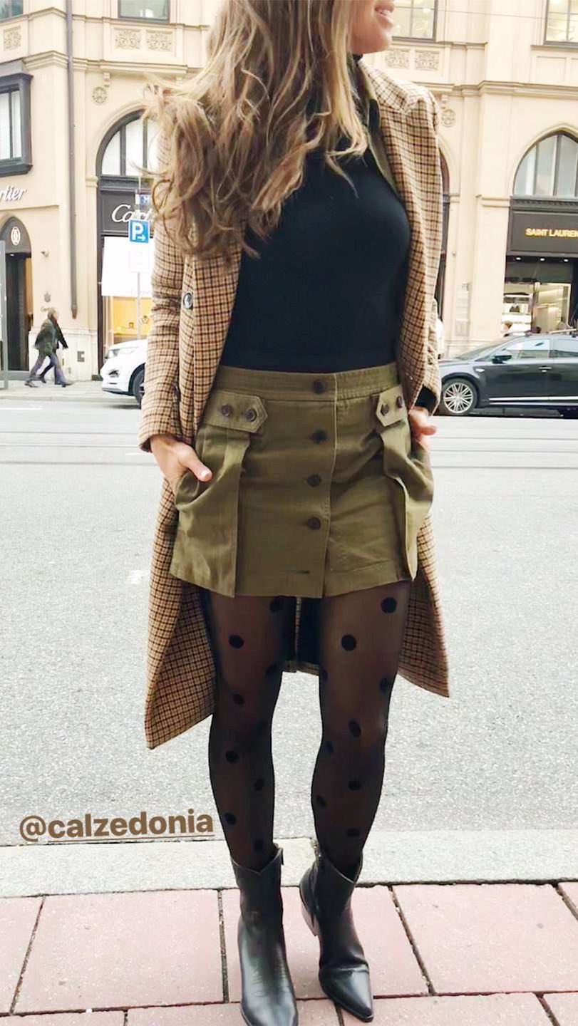 Anna Lewandowska w oliwkowej spódnicy Yves Saint Laurent