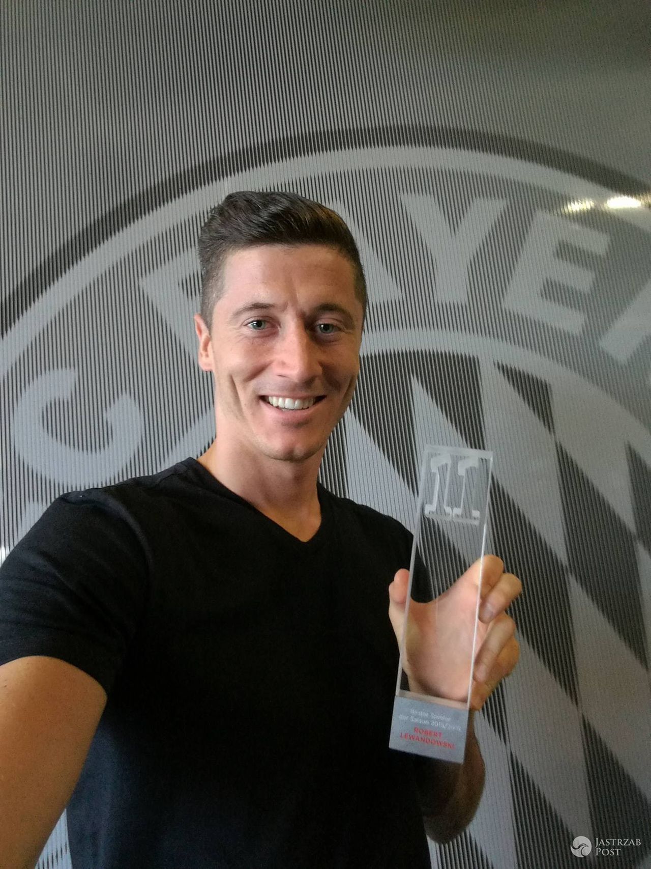 Robert Lewandowski najlepszym piłkarzem Bundesligi 2016