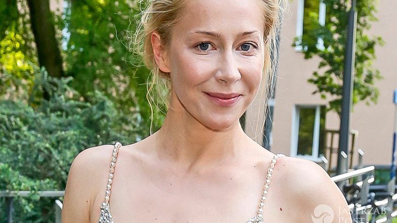 Suknia: Gosia Baczyńska. Kasia Warnke, premiera filmu "W spirali" (fot. AKPA)