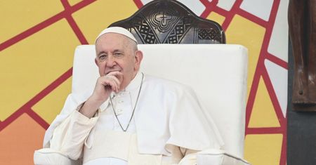 Teoria dwóch Franciszków. Jeden z nich kompromituje tego, który ma rację [OPINIA]