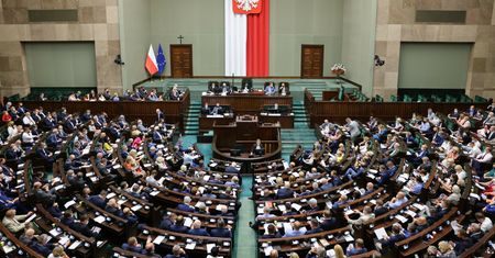 Niespodziewana zmiana w sprawie "Lex TVN". Terlecki podał nową datę