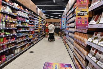 Sprzedaż detaliczna rośnie wolniej, niż się tego spodziewali eksperci. Idzie "słaba zima"