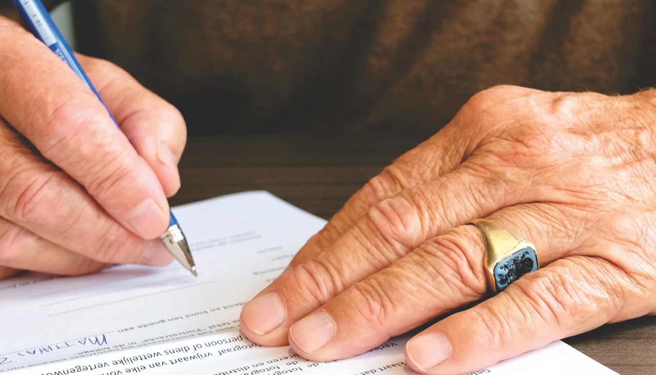 Senior padł ofiarą oszustów. Handlowy pokaz okazał się pułapką