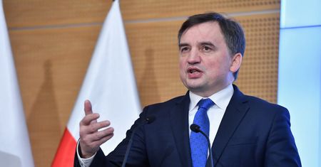 Ziobro: UE to nie święty Mikołaj, a raczej komornik